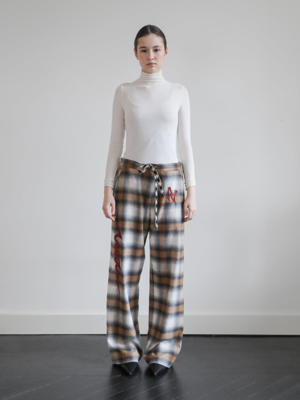 VERA OCHER CHECKERED PANTALON