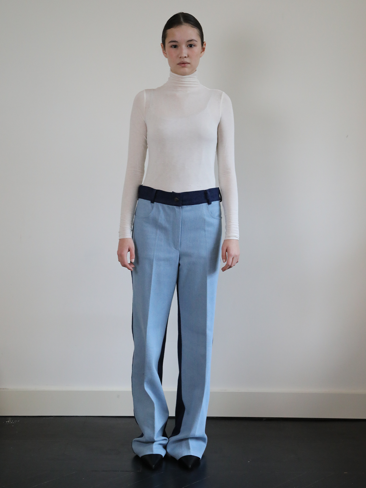 DUO DENIM FITTED JEANS