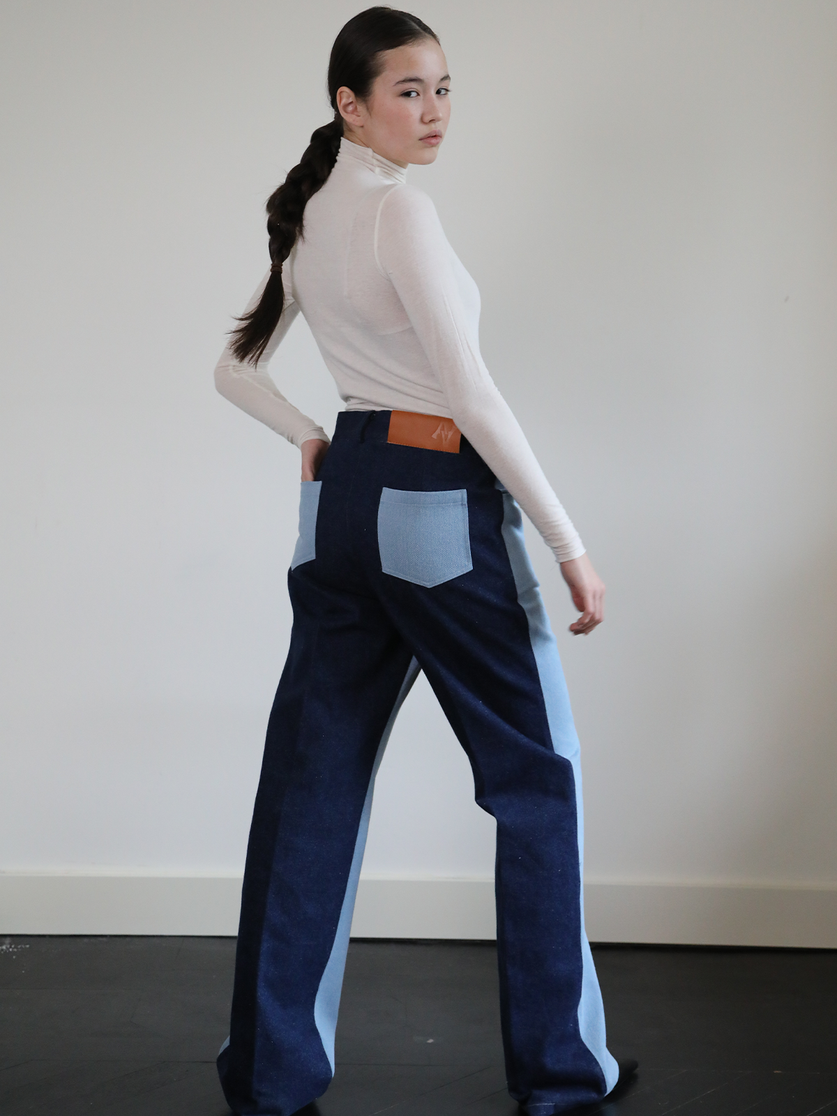 DUO DENIM FITTED JEANS